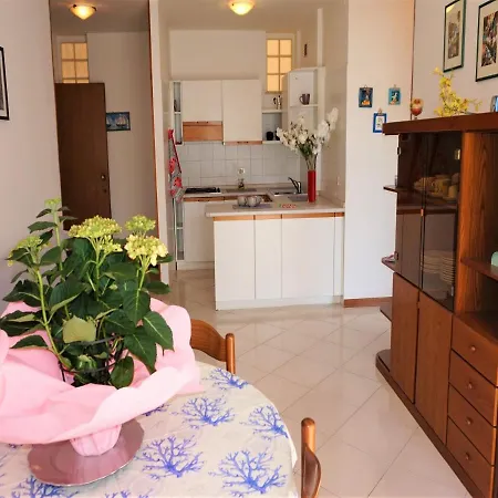 Three-room In With Sea View * Lignano Sabbiadoro