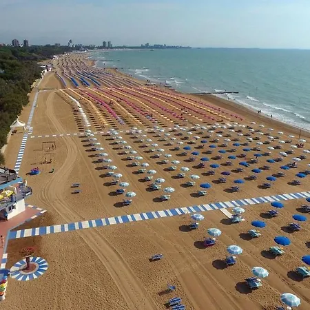 Three-room In With Sea View * Lignano Sabbiadoro